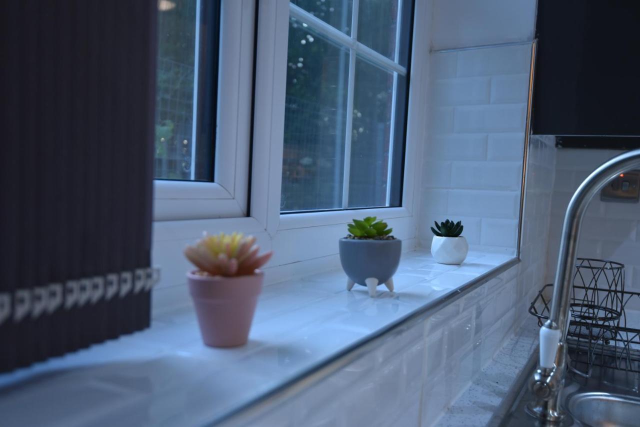 Exclusive!! Newly Refurbished Speedwell Apartment Near Bristol City Centre, Easton, Speedwell, Sleeps Up To 3 Guests المظهر الخارجي الصورة